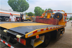 天全附近拖车电话号码服务