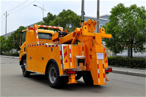 天全高速路拖车费